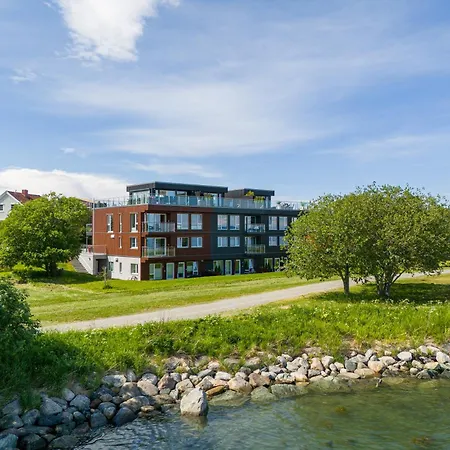 Exclusive Penthouse, Three Bedroom, 6 Guests, Roof Terrace, Private Parking - * Trondheim